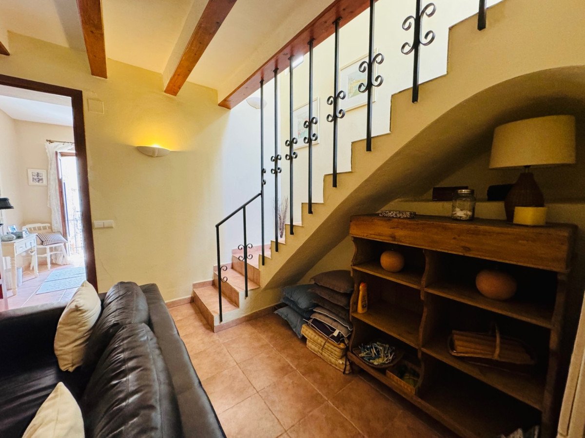 4 Bed Townhouse in Tormos