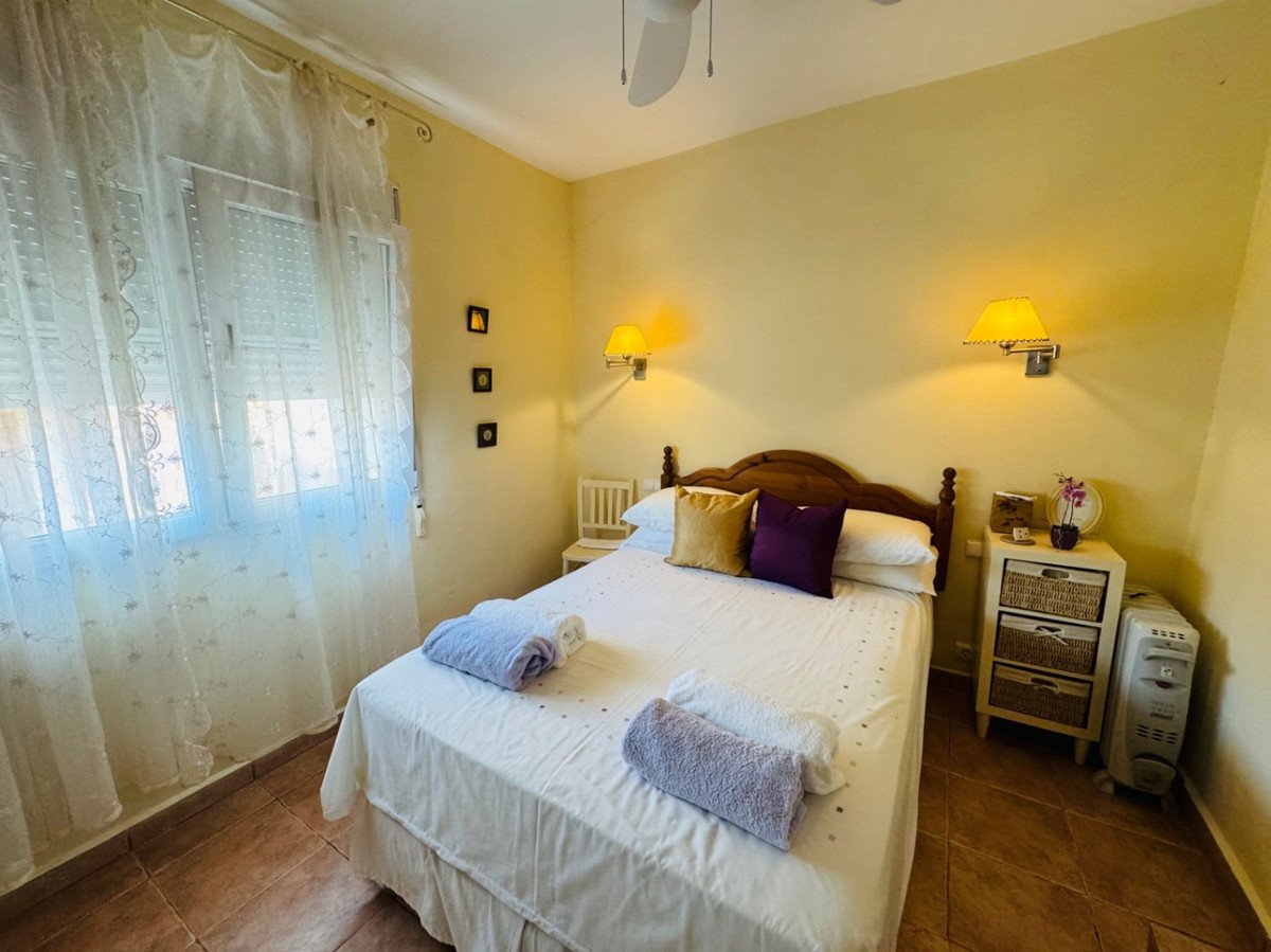 4 Bed Townhouse in Tormos