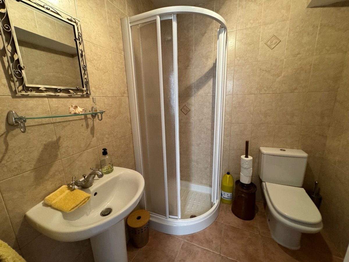 4 Bed Townhouse in Tormos