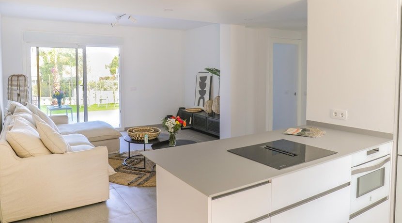 2 Bed Ground Floor Apartment in Denia