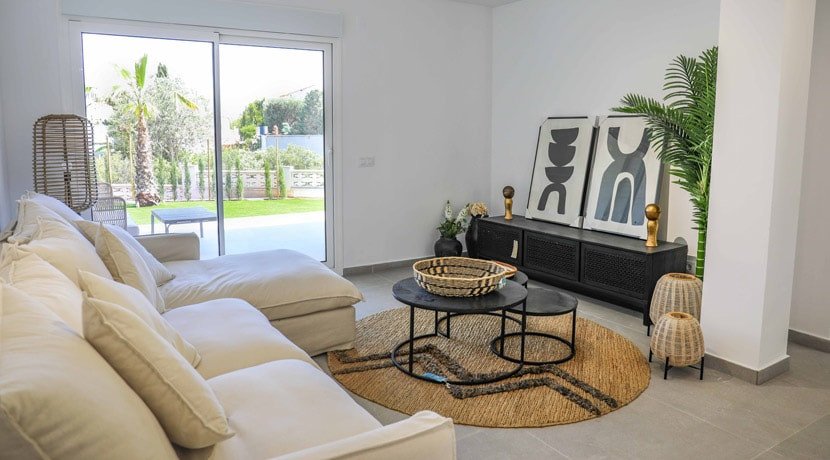 2 Bed Ground Floor Apartment in Denia