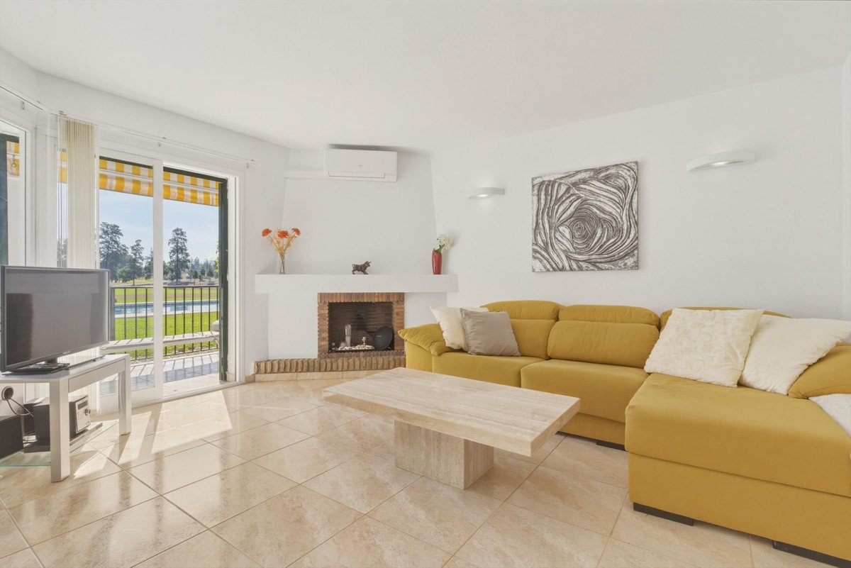 2 Bed Ground Floor Apartment in Mijas Golf