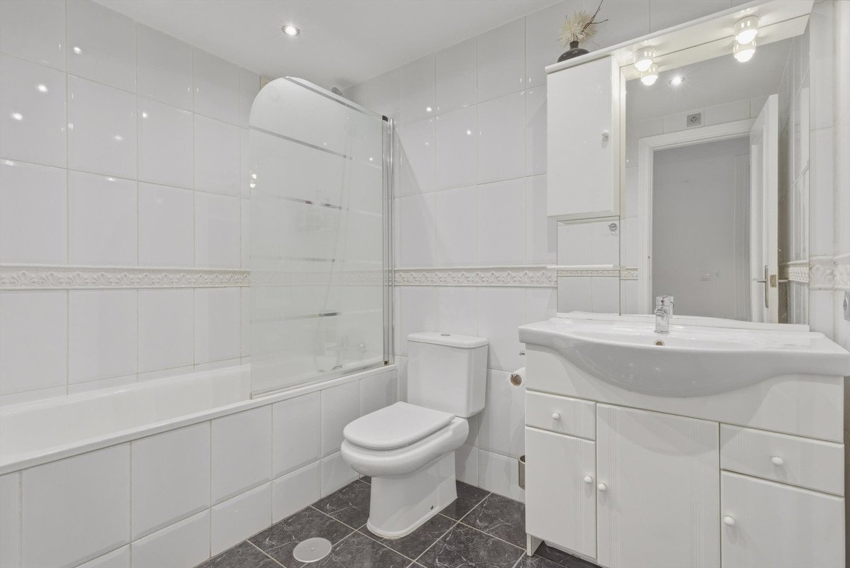 2 Bed Ground Floor Apartment in Mijas Golf