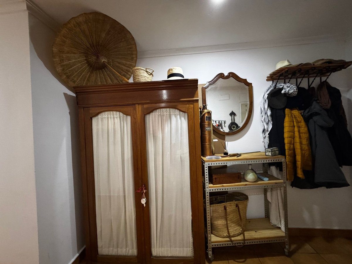 3 Bed Ground Floor Apartment in Jesús Pobre