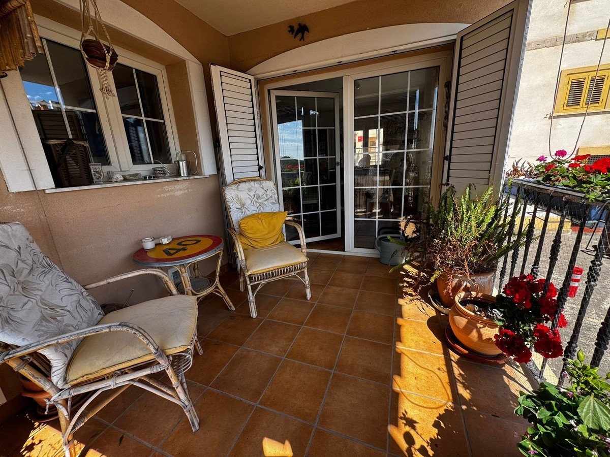 3 Bed Ground Floor Apartment in Jesús Pobre
