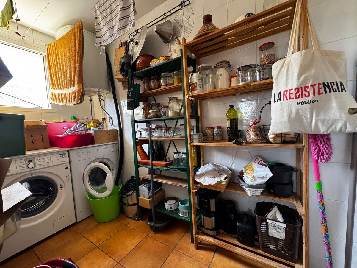 3 Bed Ground Floor Apartment in Jesús Pobre