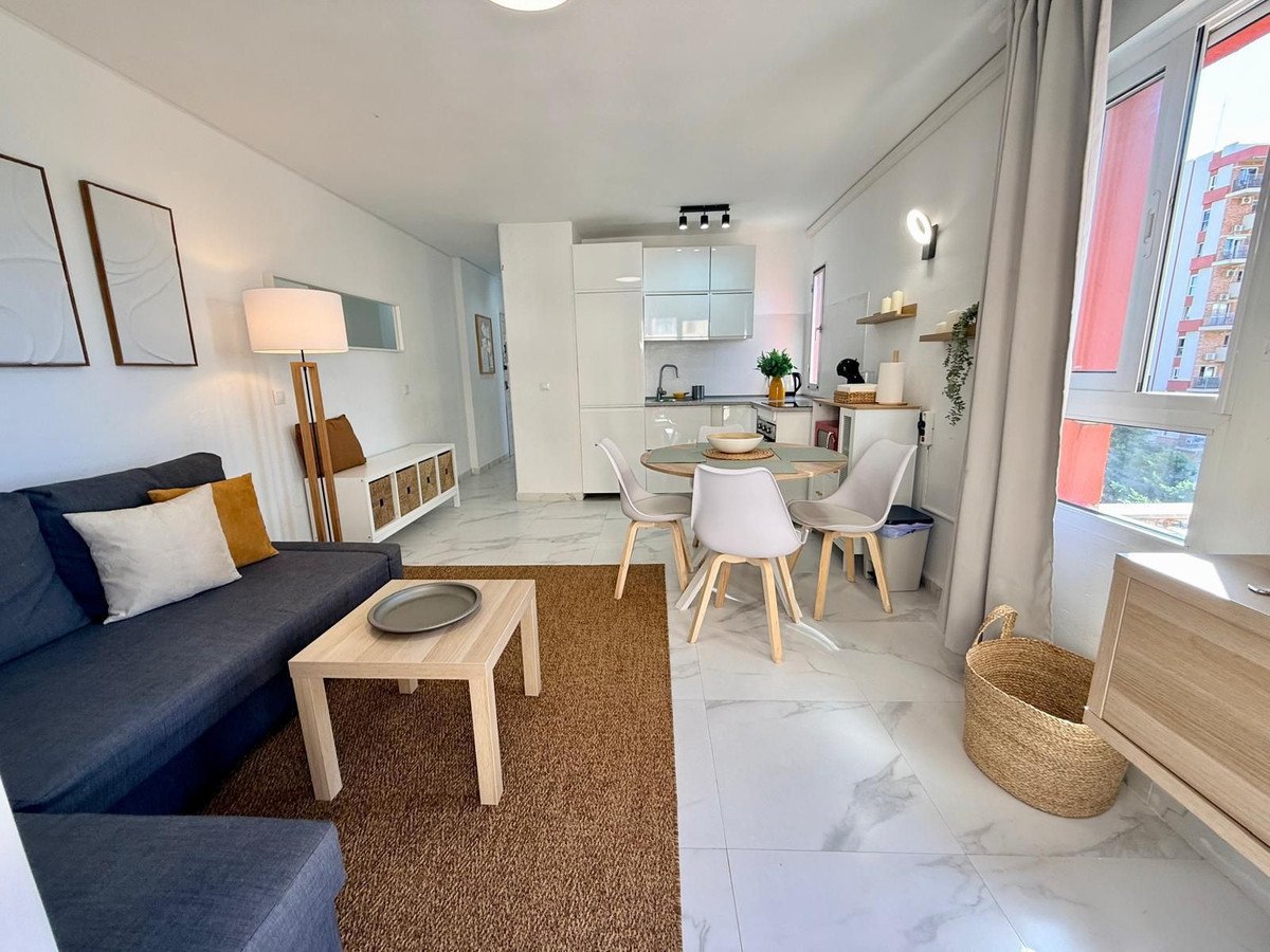 1 Bed Middle Floor Apartment in Benalmadena Costa