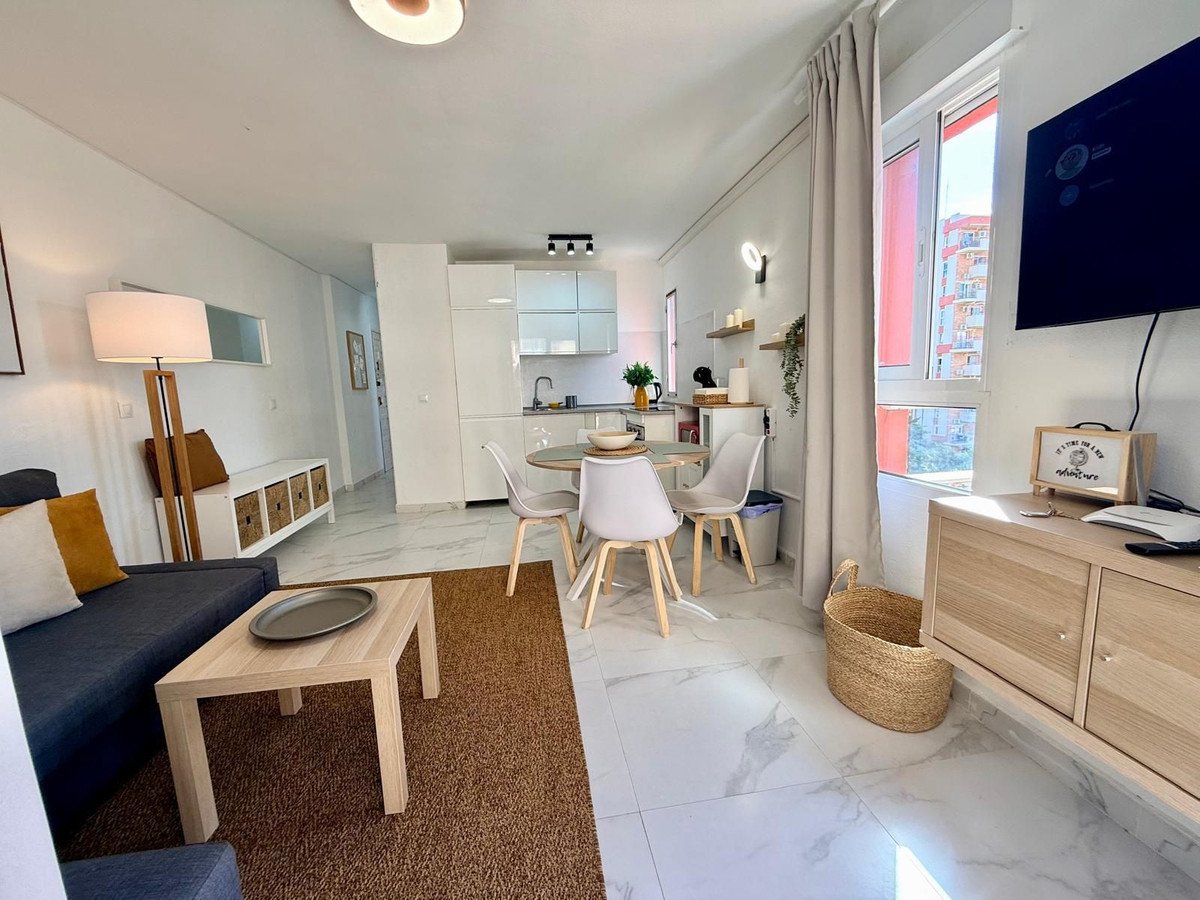 1 Bed Middle Floor Apartment in Benalmadena Costa