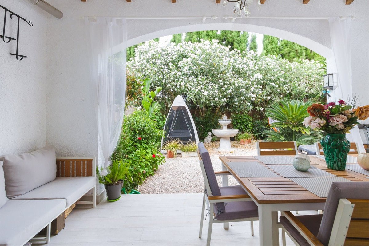 3 Bed Townhouse in Pedreguer