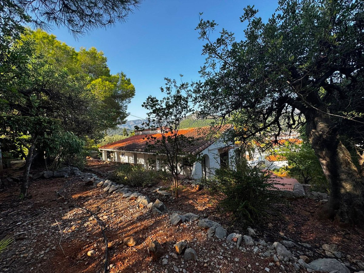 2 Bed Detached Villa in Orba