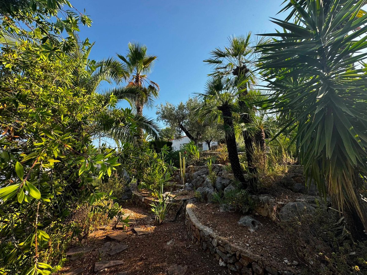 2 Bed Detached Villa in Orba