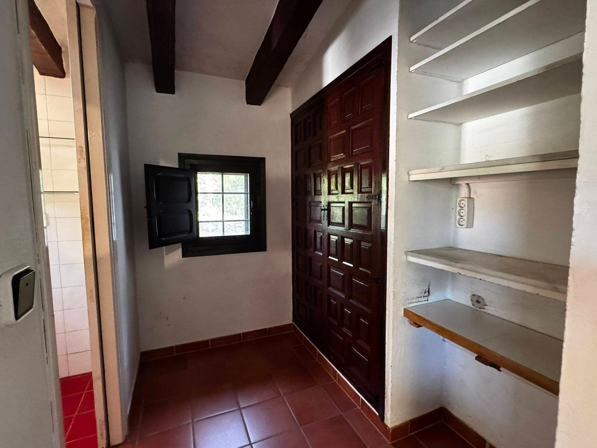 2 Bed Detached Villa in Orba
