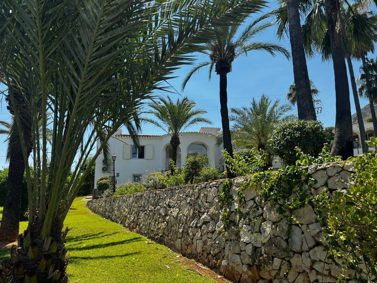 3 Bed Townhouse in Denia