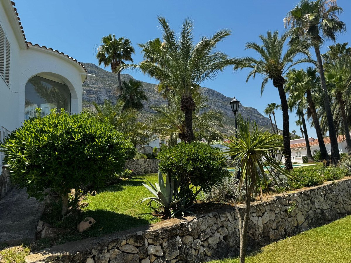 3 Bed Townhouse in Denia