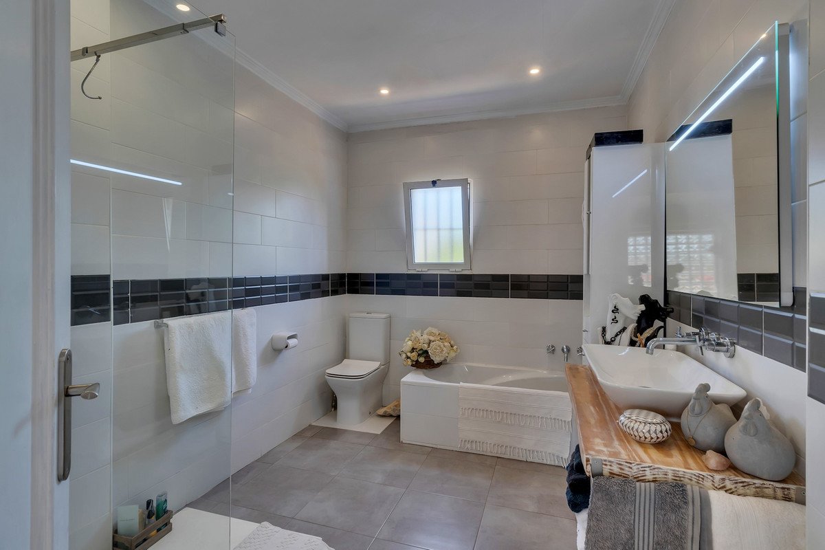 3 Bed Finca - Cortijo in El Vergel