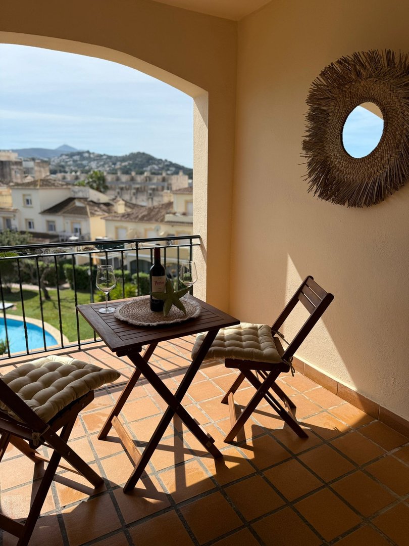 2 Bed Middle Floor Apartment in Javea