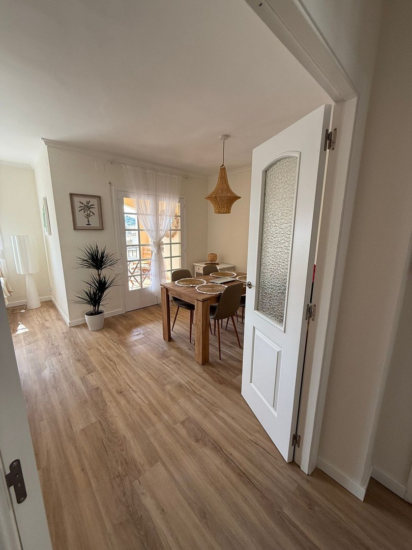 2 Bed Middle Floor Apartment in Javea
