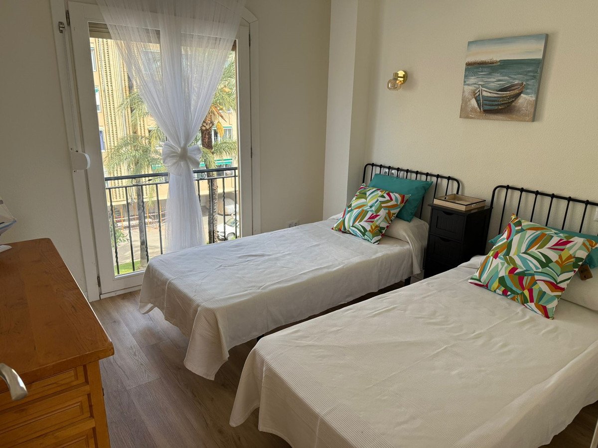 2 Bed Middle Floor Apartment in Javea
