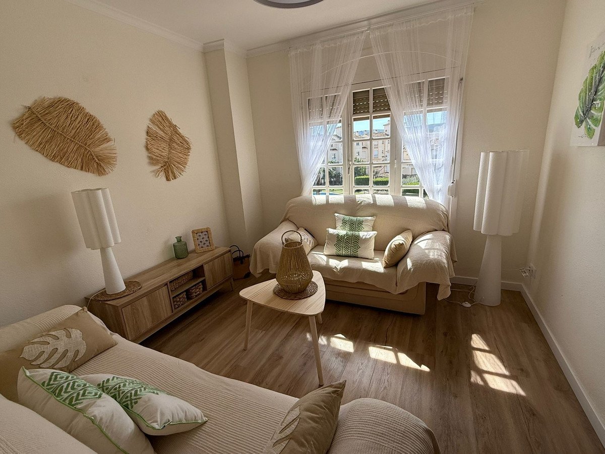 2 Bed Middle Floor Apartment in Javea