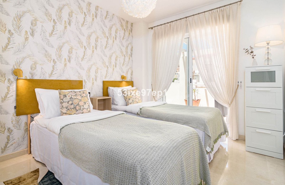 2 Bed Penthouse in Calahonda