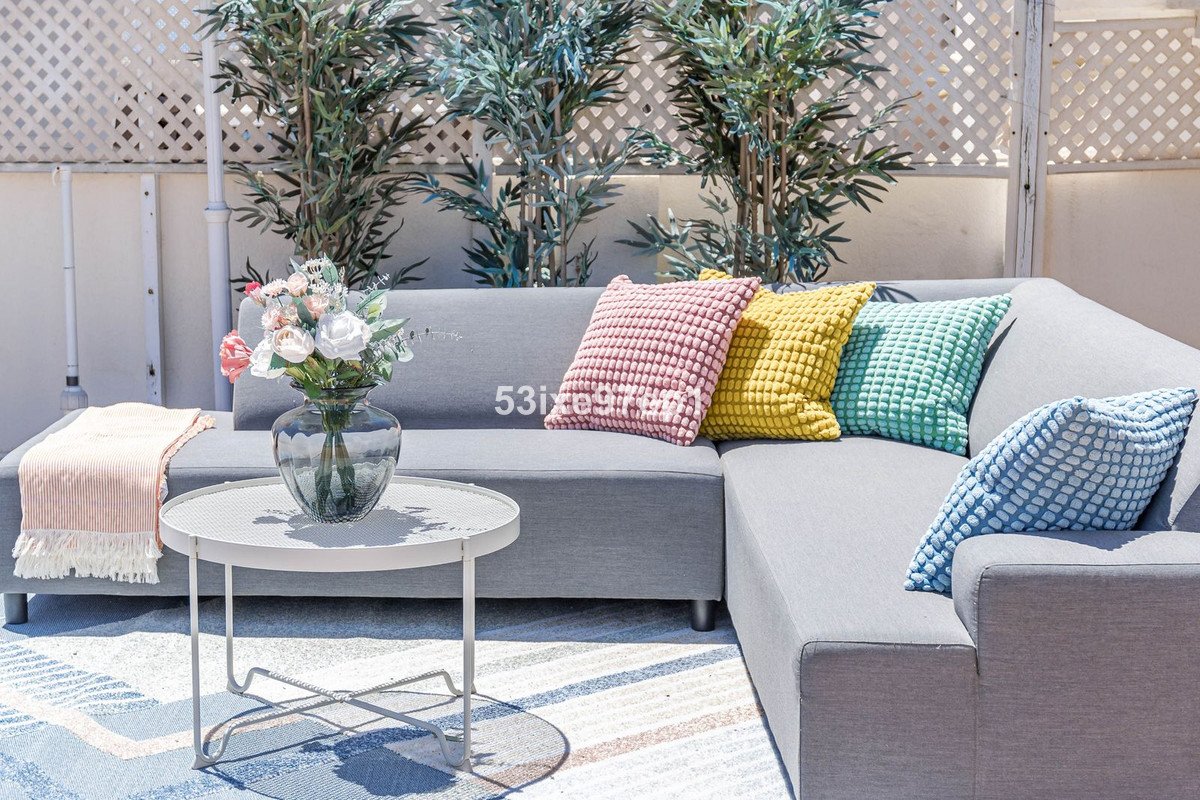 2 Bed Penthouse in Calahonda