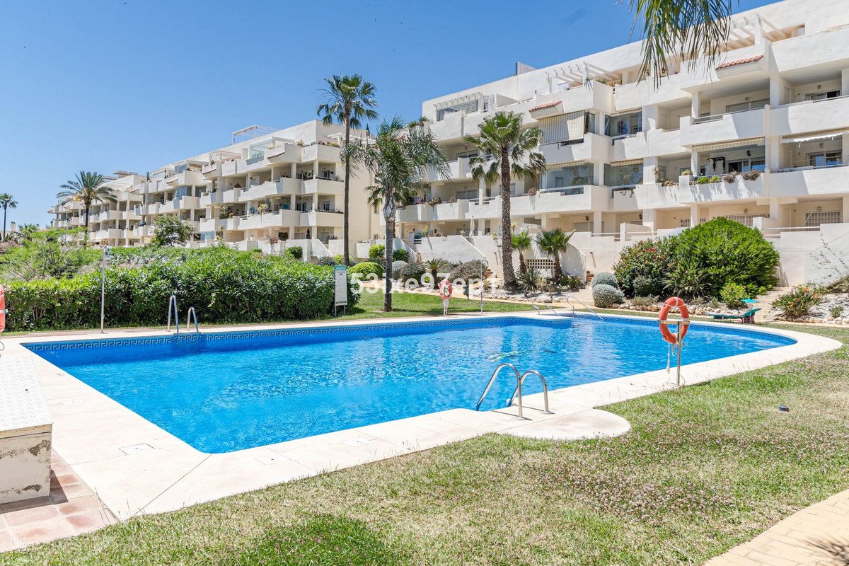 2 Bed Penthouse in Calahonda