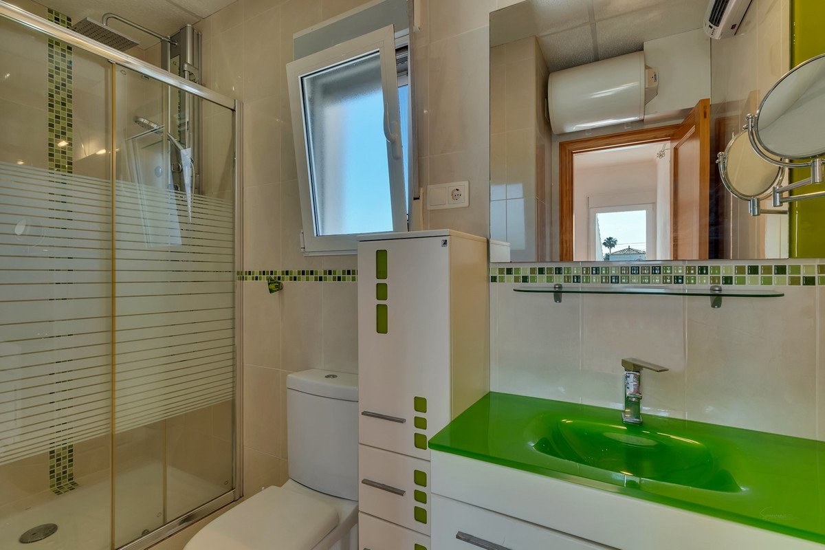 4 Bed Detached Villa in Els Poblets