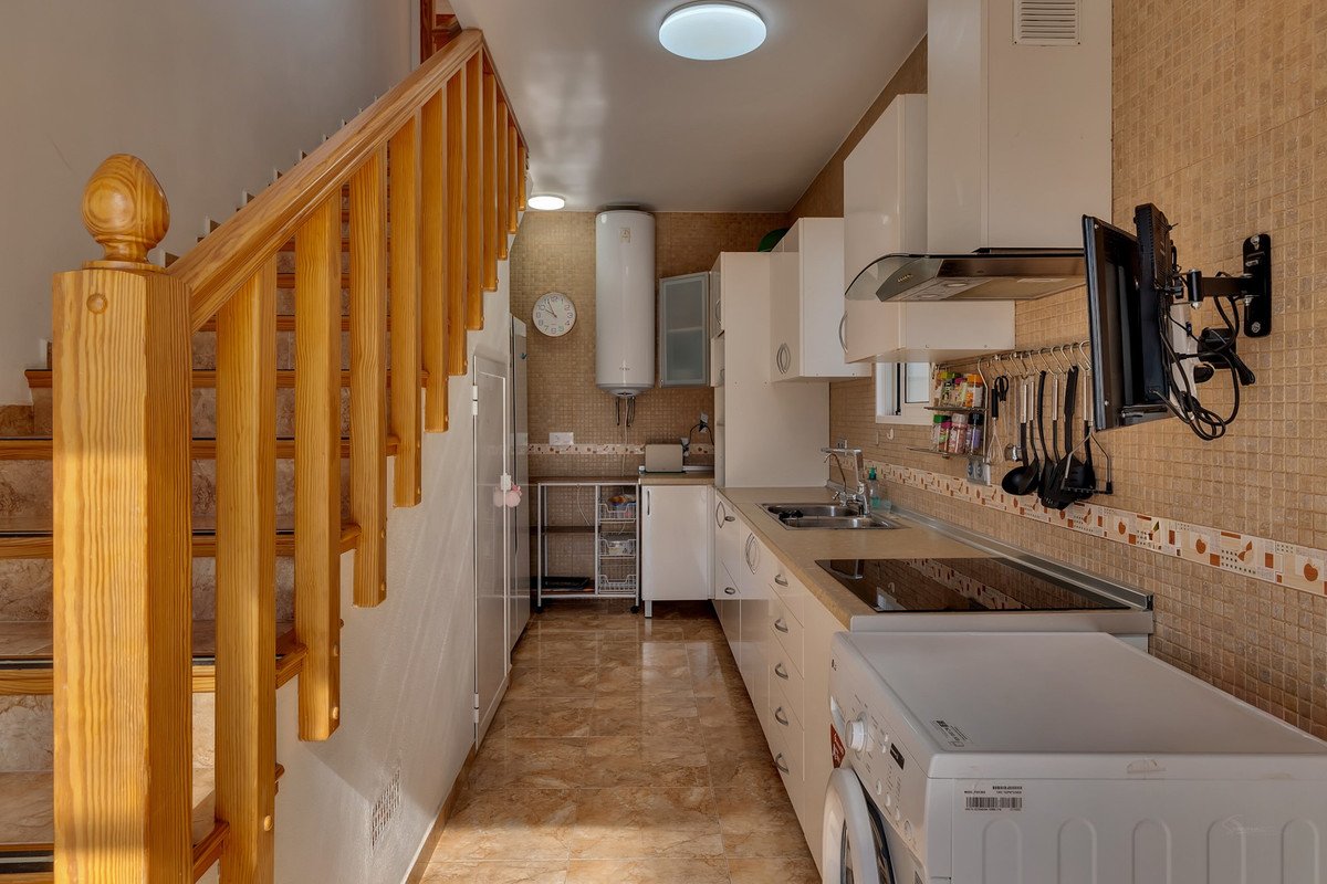 4 Bed Detached Villa in Els Poblets