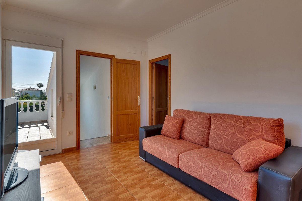 4 Bed Detached Villa in Els Poblets