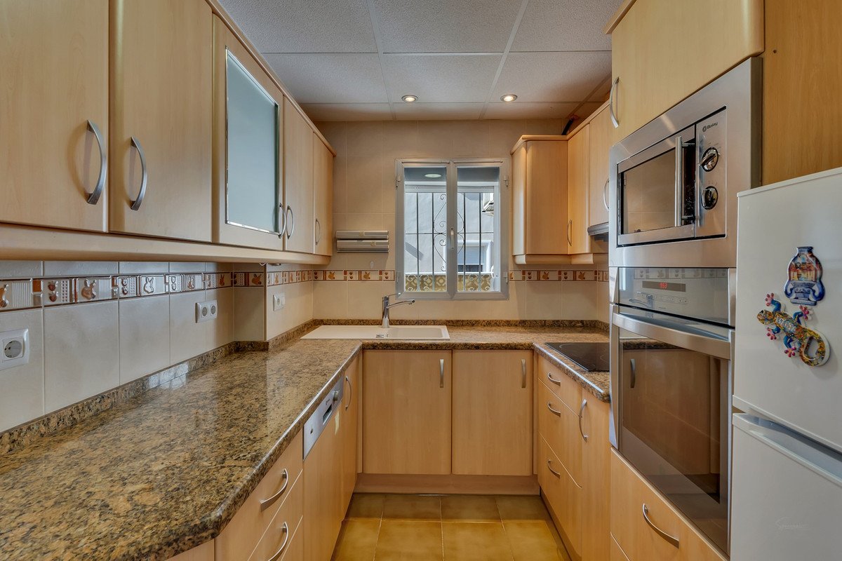4 Bed Detached Villa in Els Poblets
