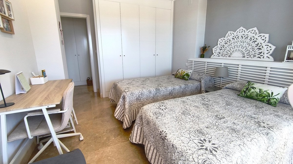 2 Bed Middle Floor Apartment in La Sella Golf
