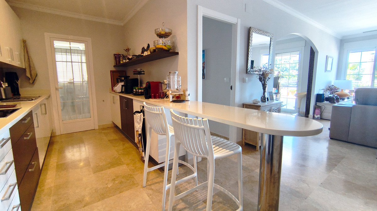 2 Bed Middle Floor Apartment in La Sella Golf