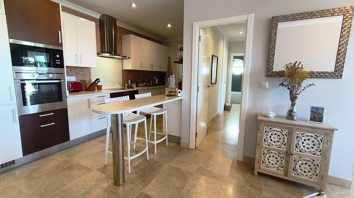 2 Bed Middle Floor Apartment in La Sella Golf