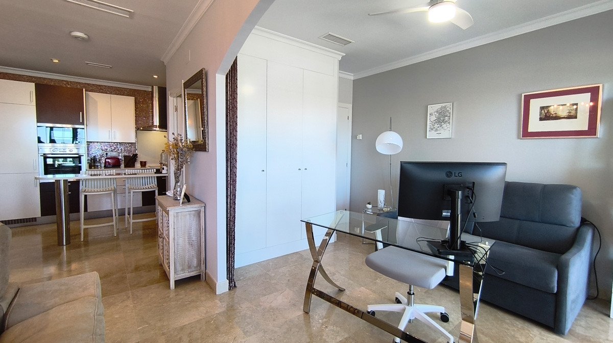 2 Bed Middle Floor Apartment in La Sella Golf