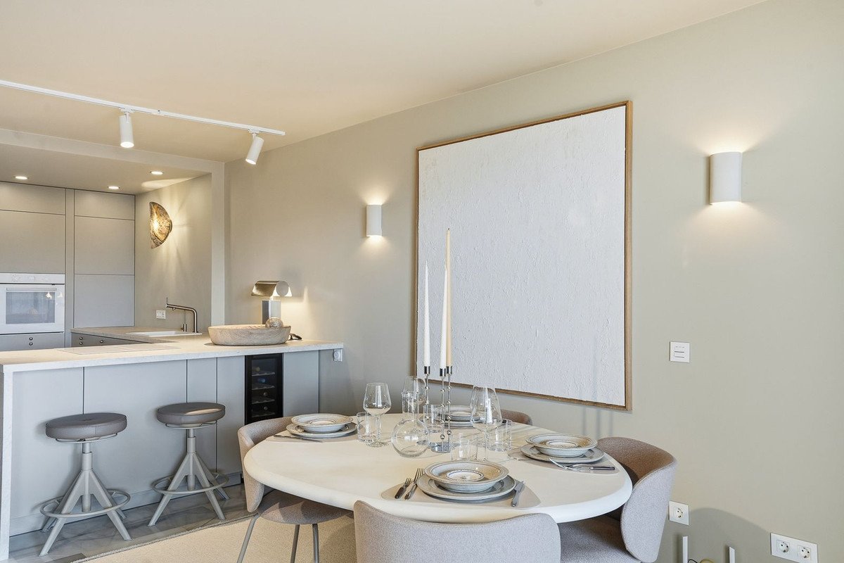 3 Bed Middle Floor Apartment in Calahonda