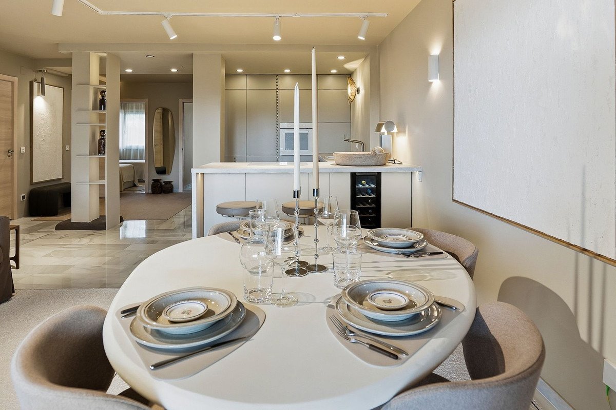 3 Bed Middle Floor Apartment in Calahonda