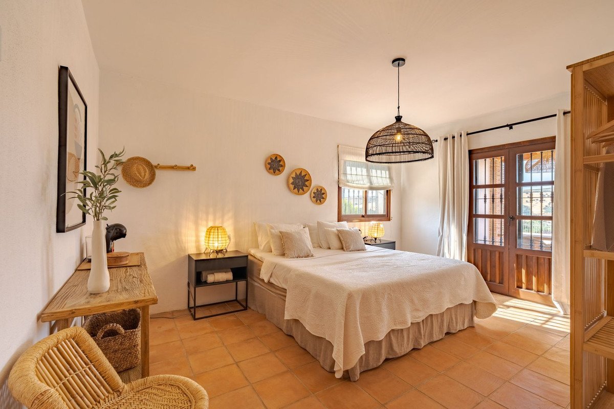 3 Bed Detached Villa in Coín