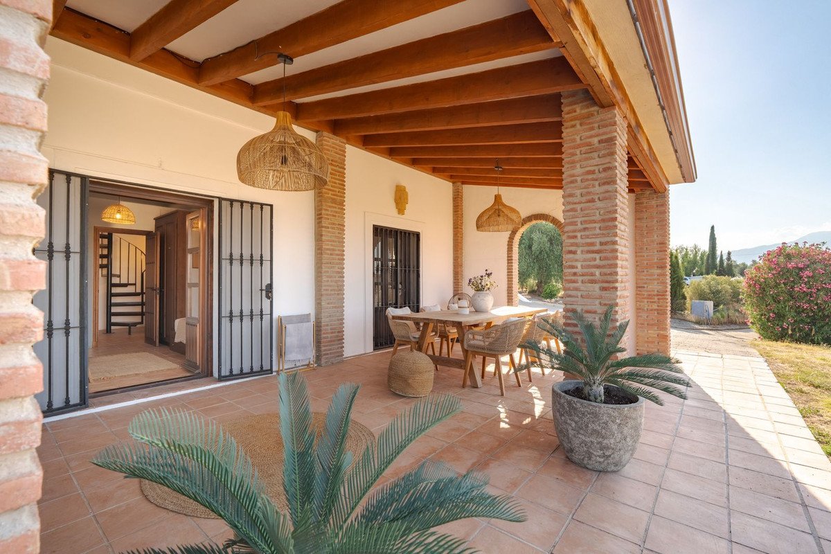 3 Bed Detached Villa in Coín