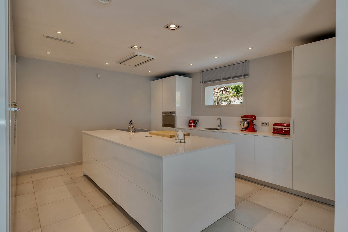 3 Bed Detached Villa in Orba