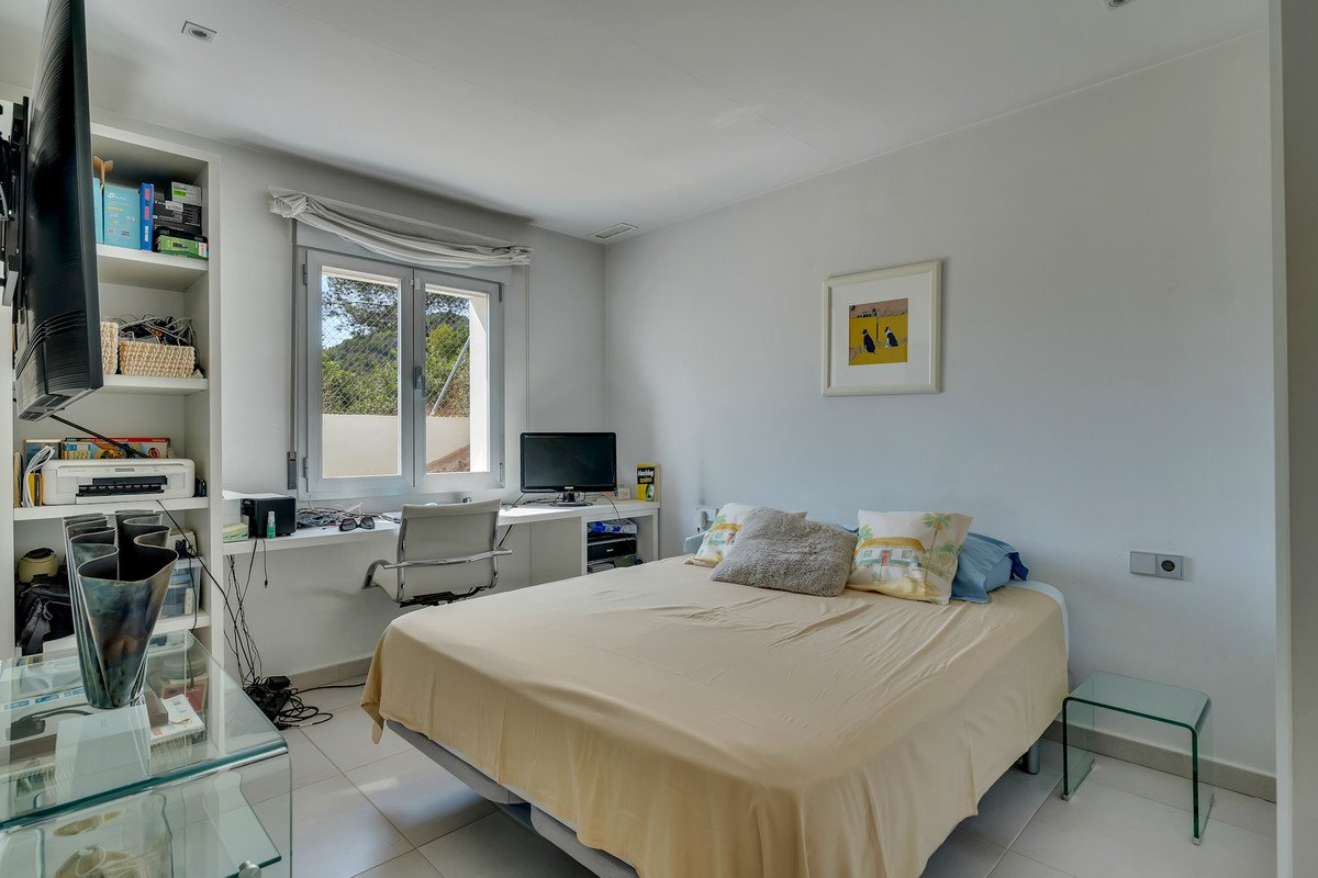 3 Bed Detached Villa in Orba