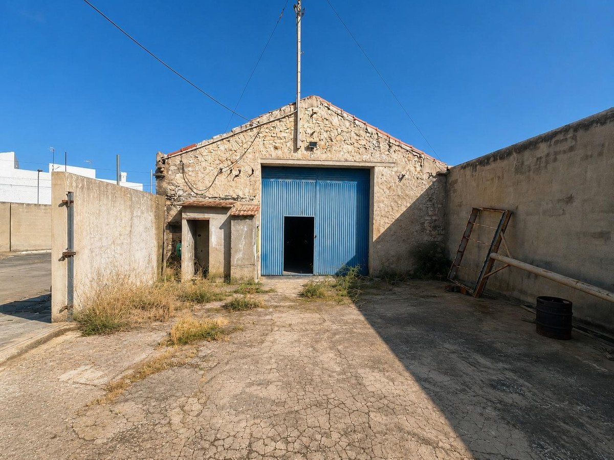 Commercial Plot in San Miguel de Salinas