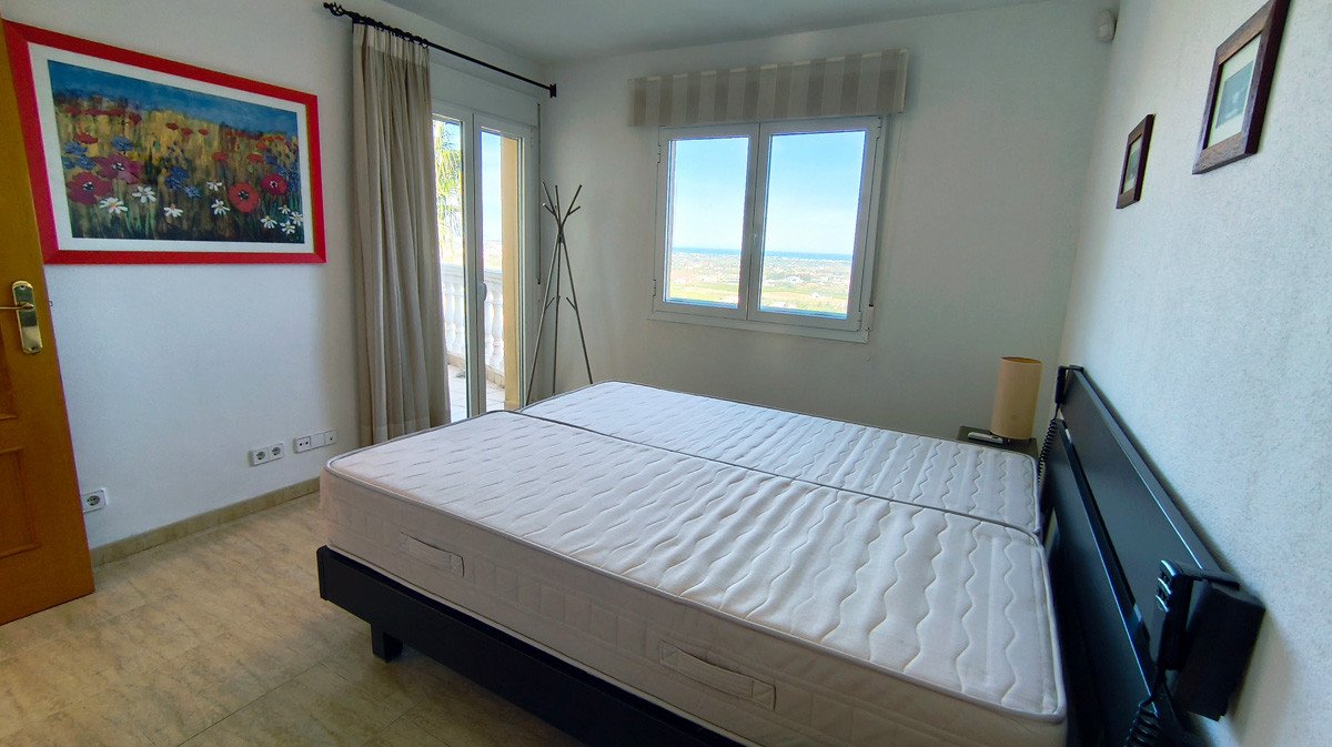 3 Bed Detached Villa in La Sella Golf