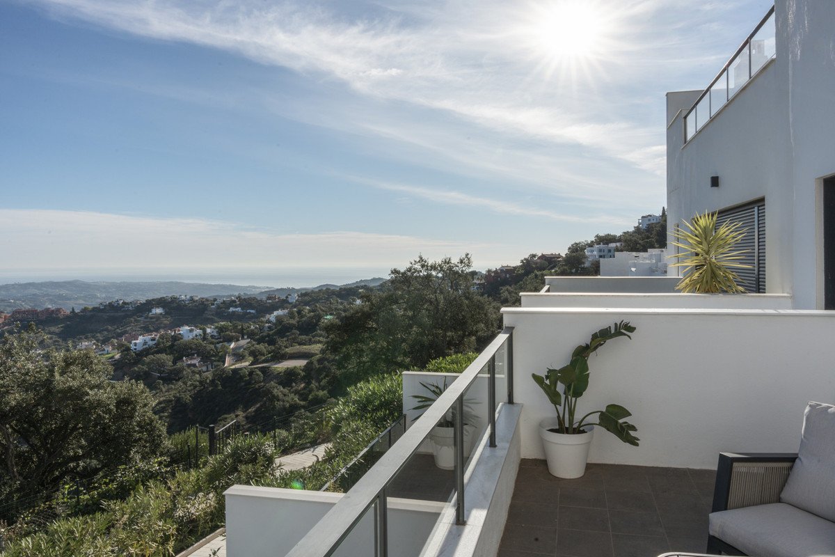 4 Bed Townhouse in La Mairena