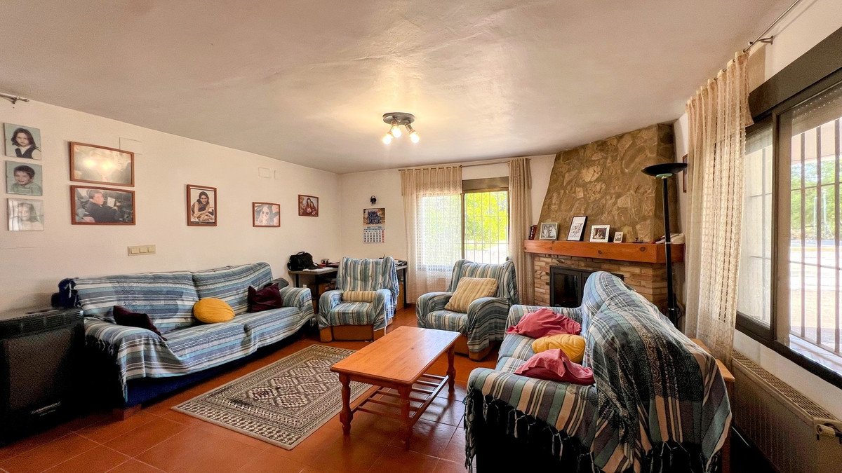 7 Bed Finca - Cortijo in La Xara