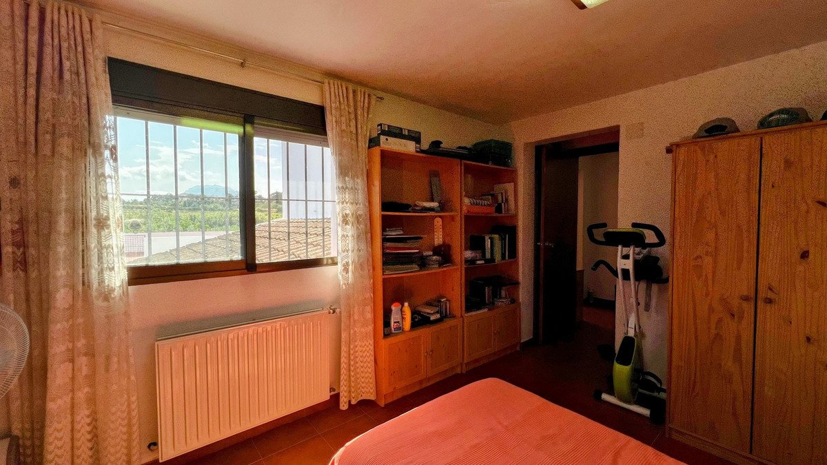 7 Bed Finca - Cortijo in La Xara