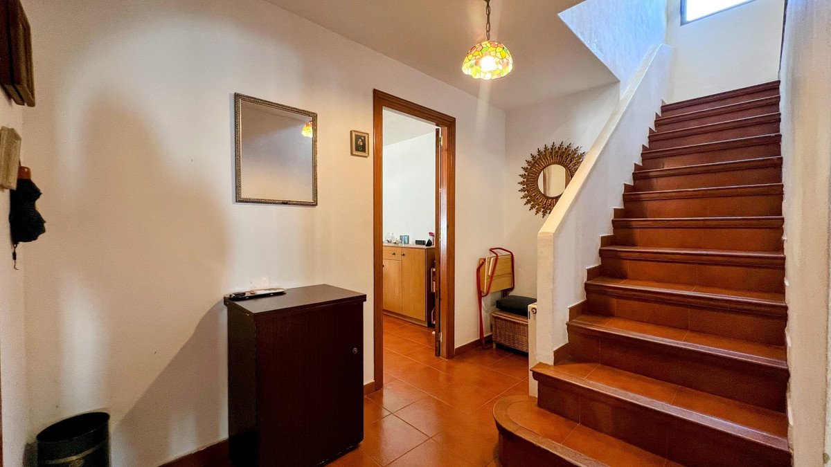 7 Bed Finca - Cortijo in La Xara