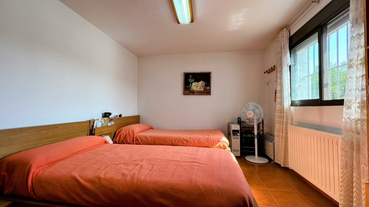 7 Bed Finca - Cortijo in La Xara