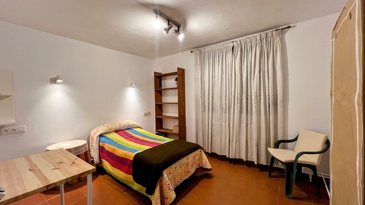7 Bed Finca - Cortijo in La Xara
