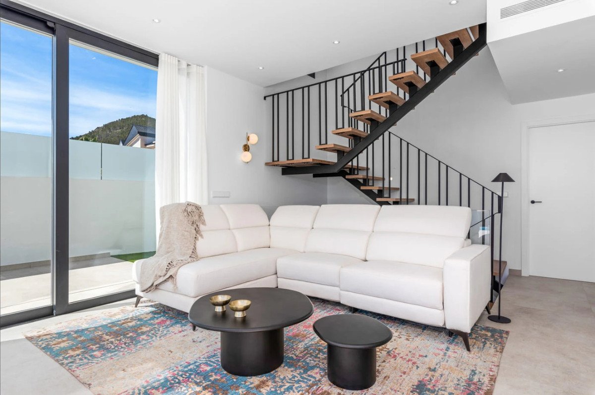 4 Bed Detached Villa in Polop