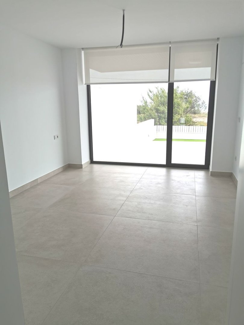 3 Bed Ground Floor Apartment in Denia